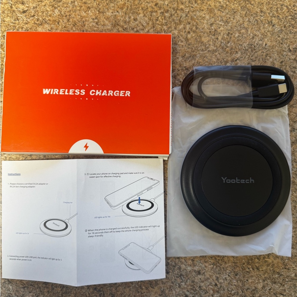 Yootech Black Wireless Charger pad